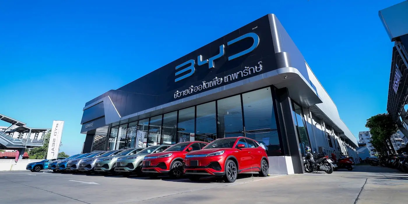 BYD factory production line
