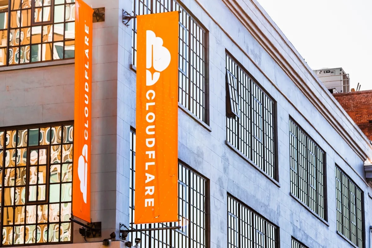 Cloudflare and Deno logos side by side