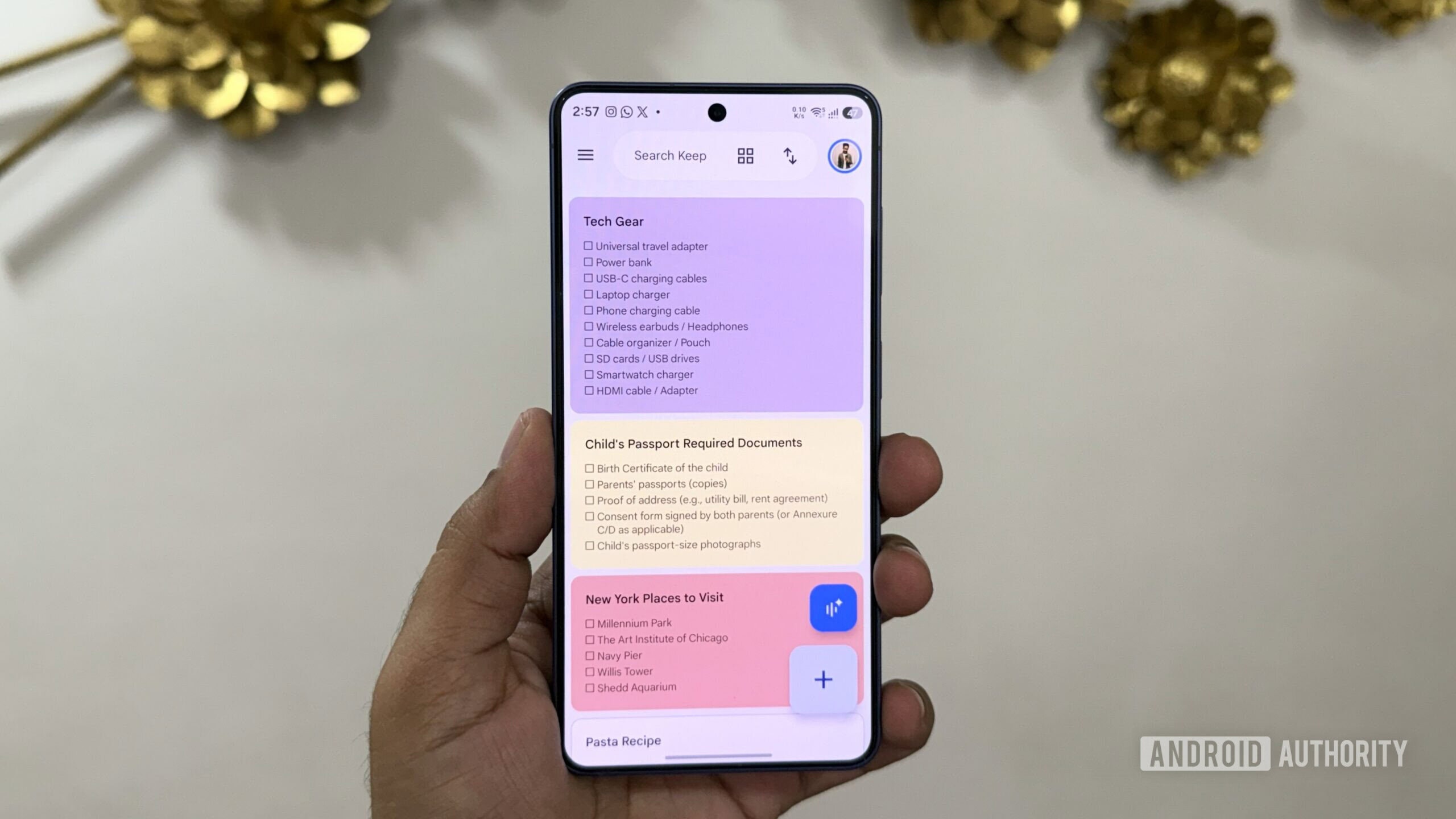 Google Keep app interface on a smartphone screen.