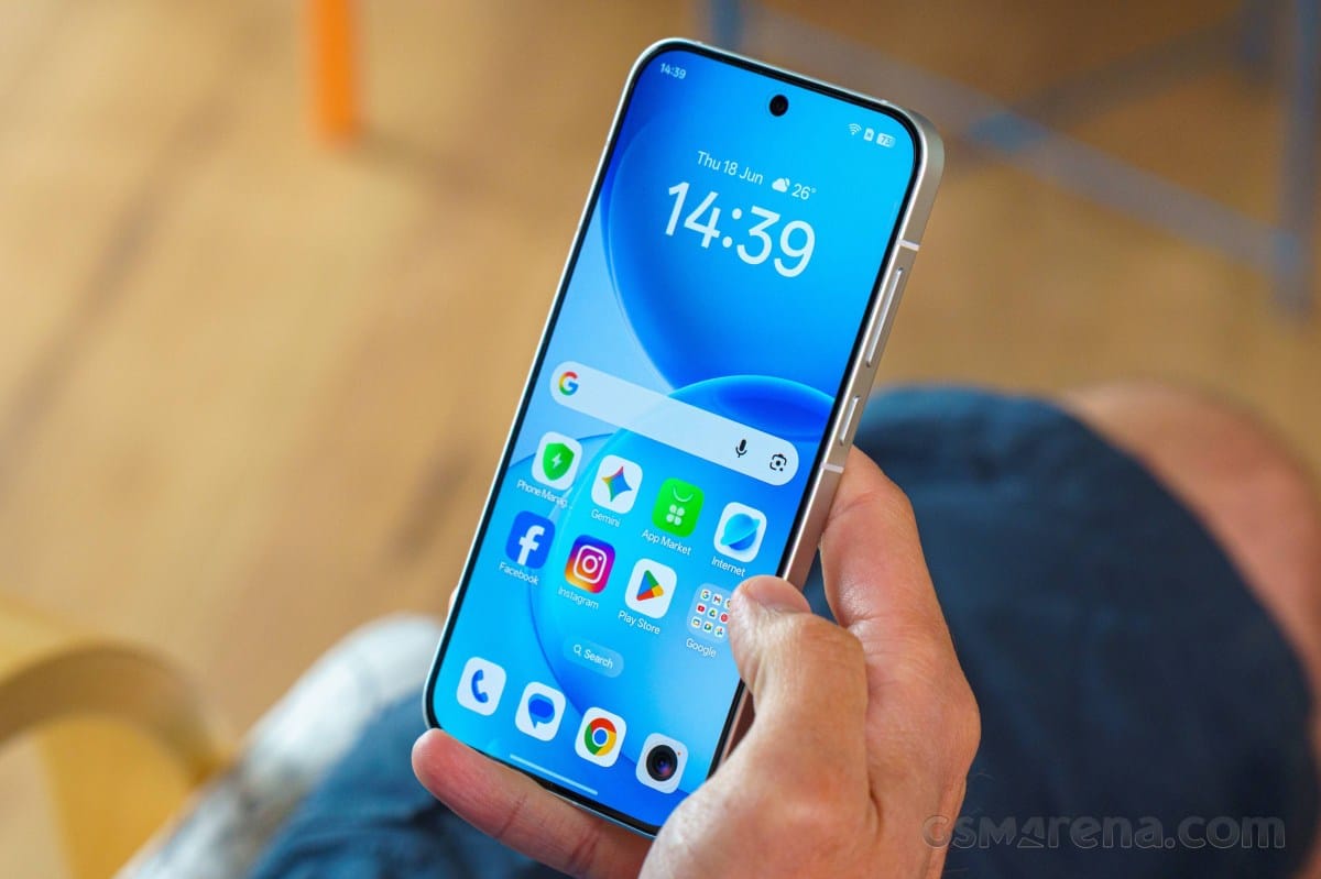 Oppo Reno16 Pro