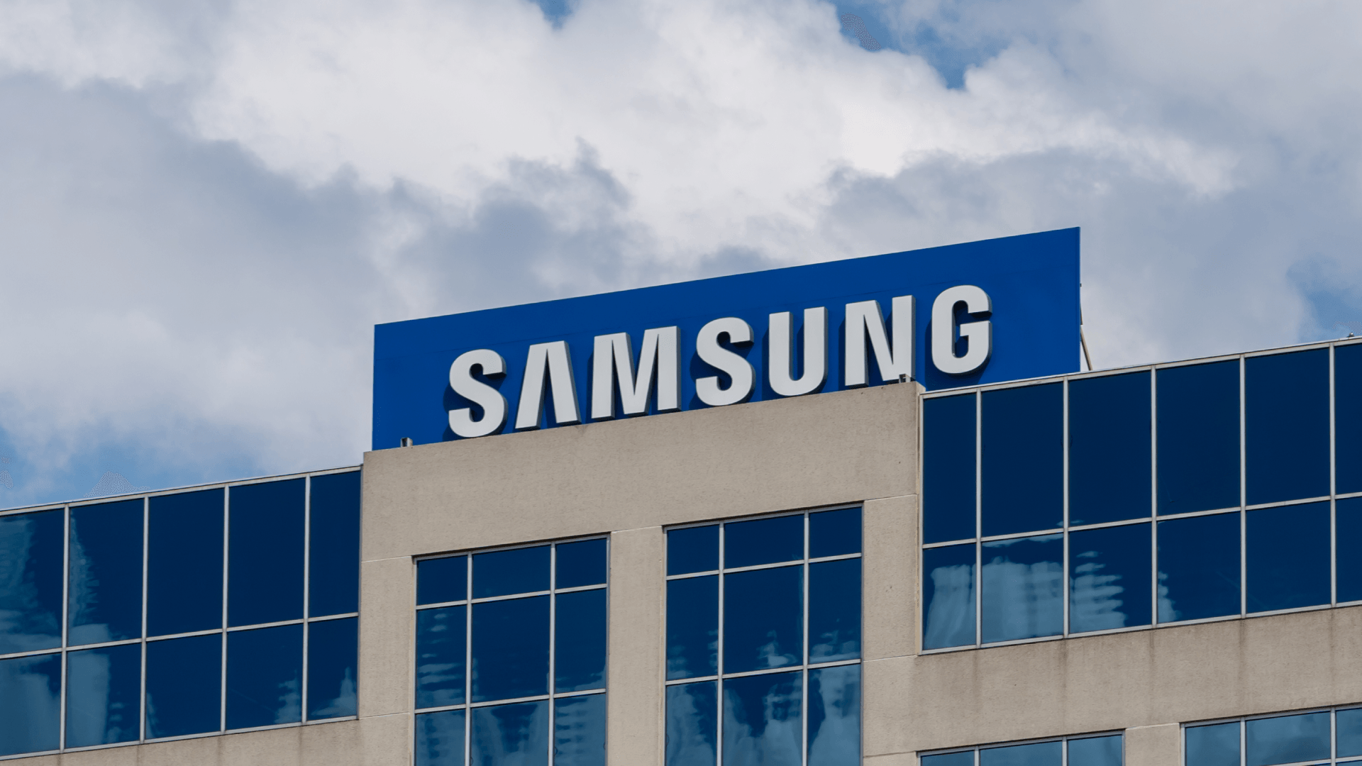 Samsung memory modules on a circuit board